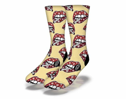 Cannabis Lips Yellow