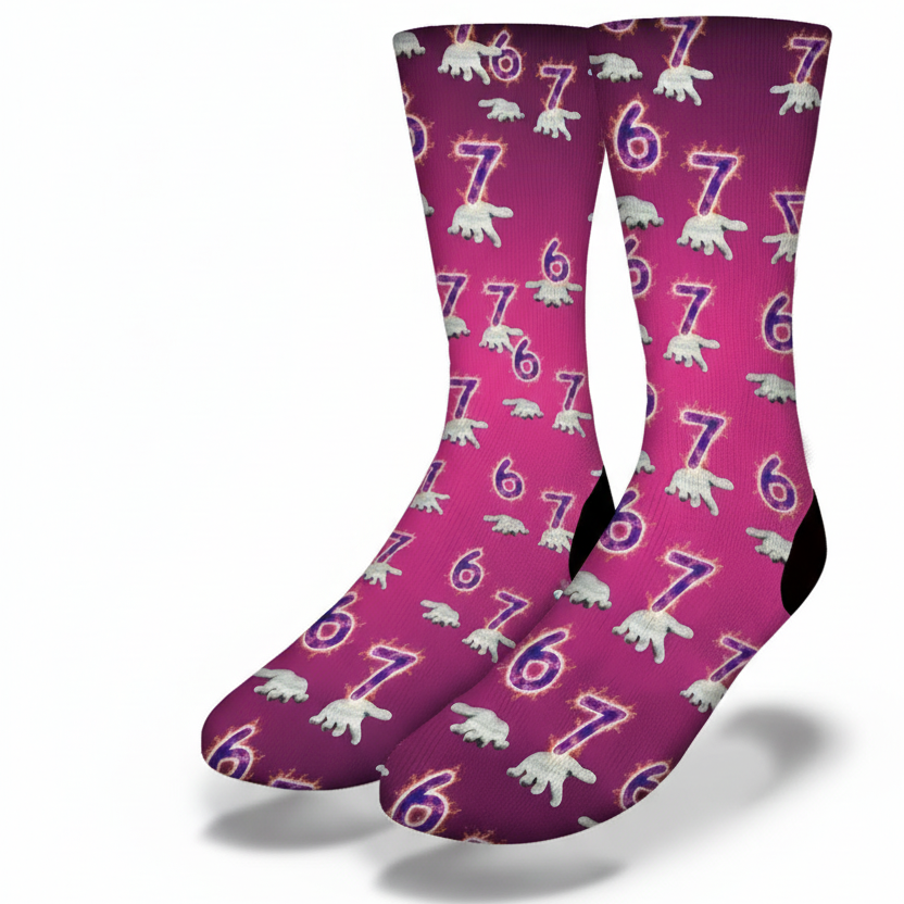 6 7 Hand Socks