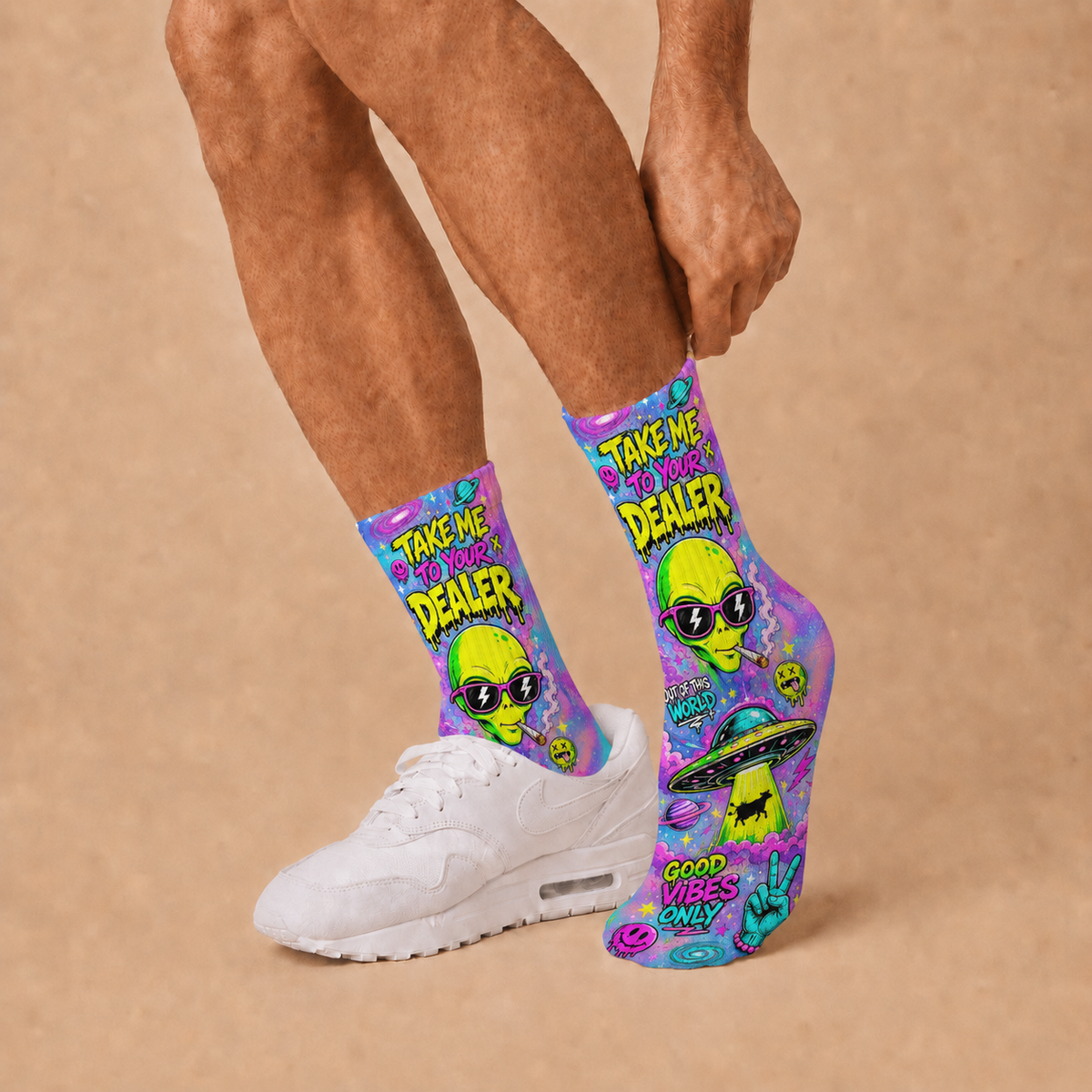 Alien Take Me To your Dealer Vibes socks