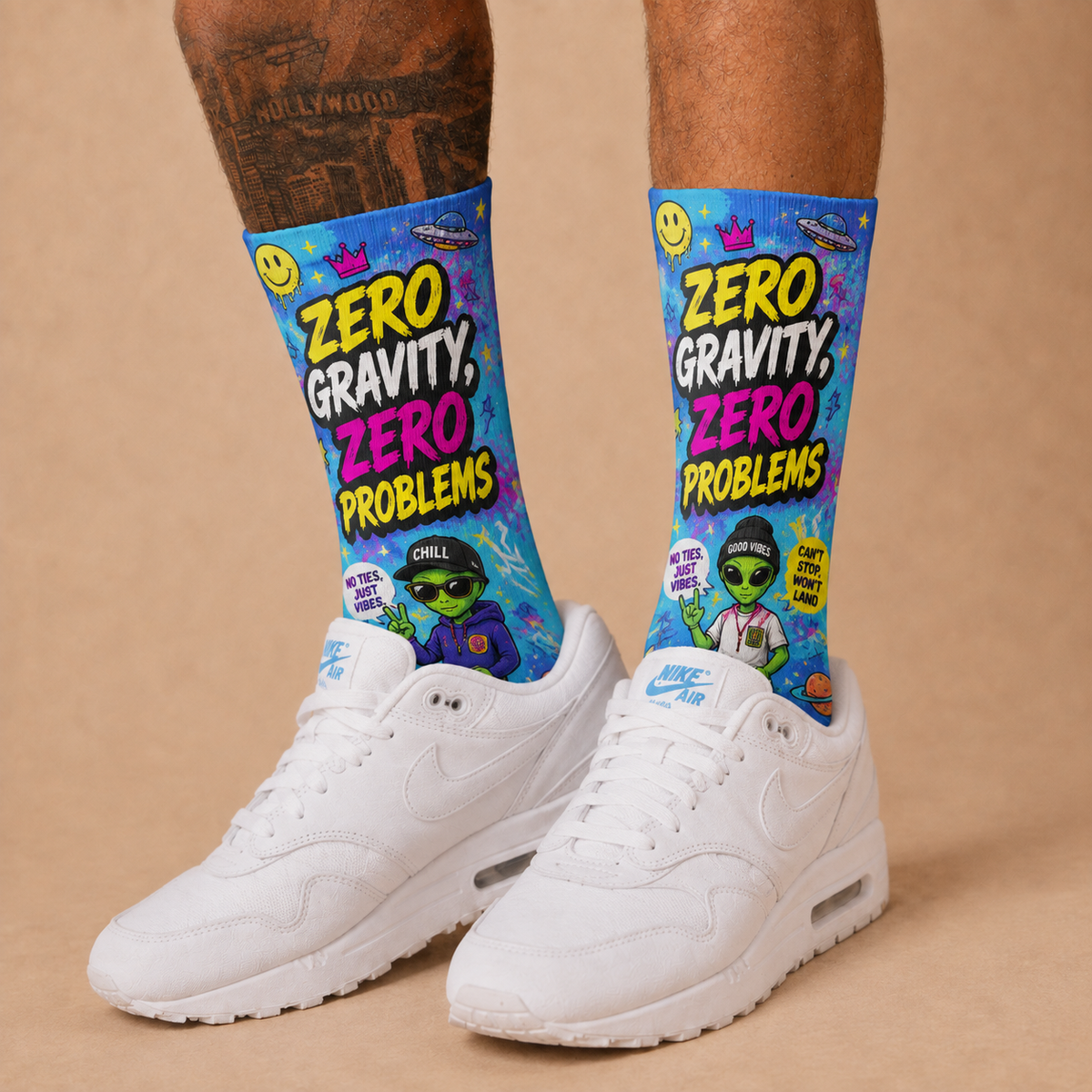 Alien Zero Gravity Zero Problems socks