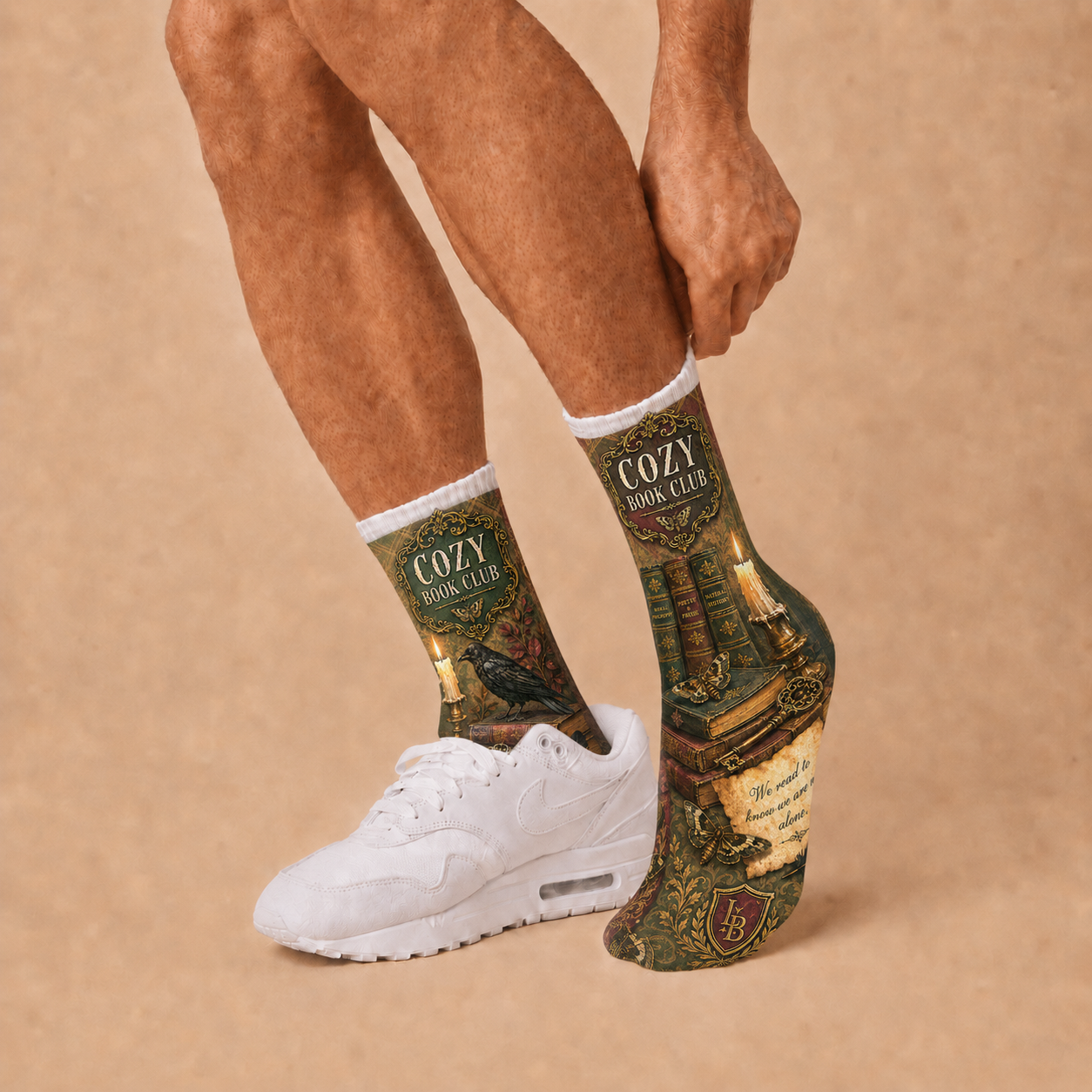 Cozy Club Crow socks