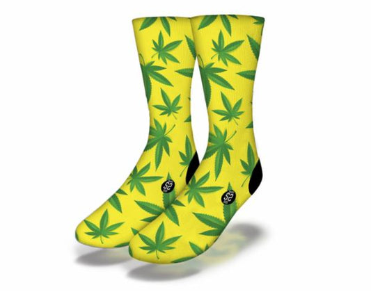 GREEN 5-POINTERS Fun Weed Socks (Yellow)